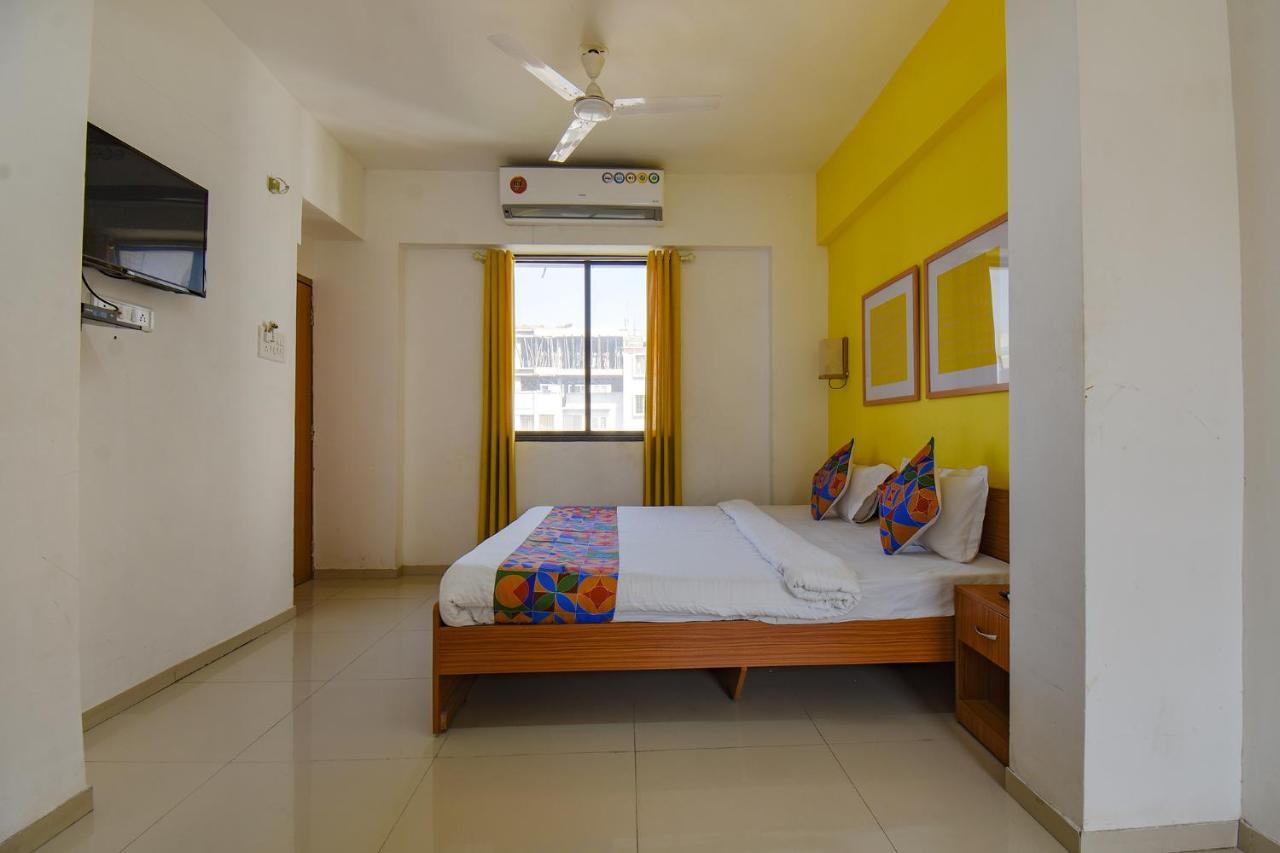 Fabhotel Aakiyo - Nr Balewadi -Chatrapati Shivaji Stadium Пуна Экстерьер фото
